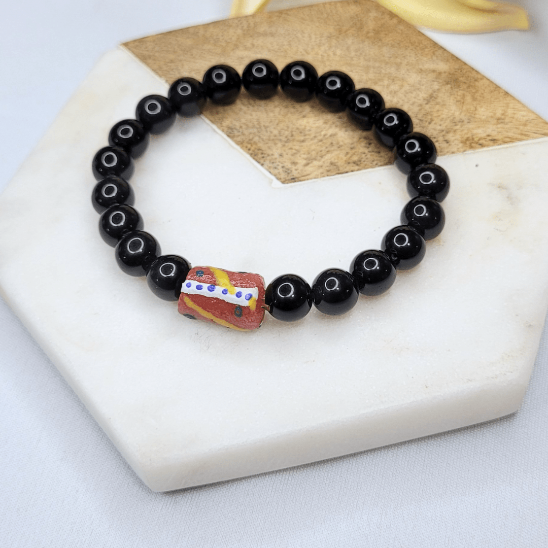 Zulana - Onyx | Sustainable Bracelet | African Recycled Glass - Alora Boutique